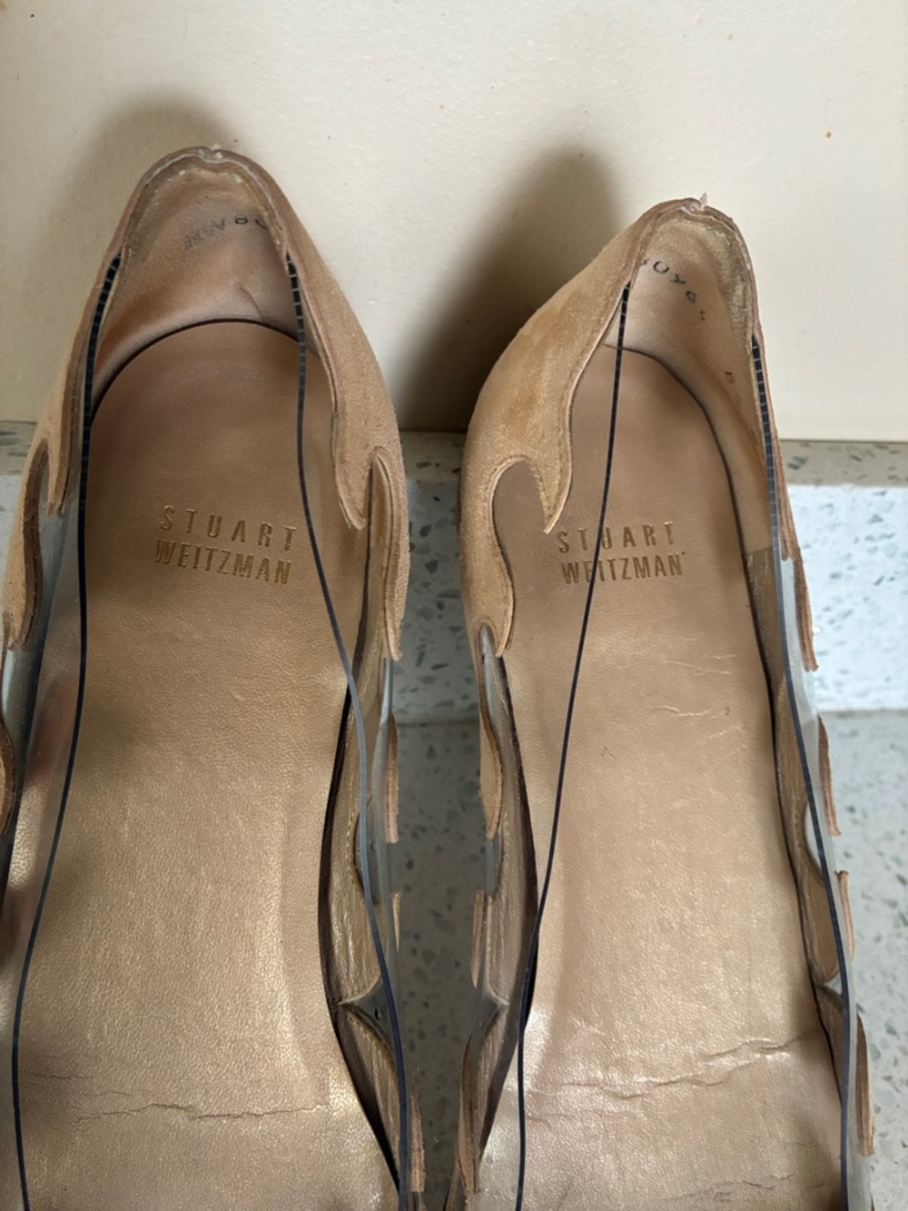 Stuart Weitzman - Picture 6 of 8